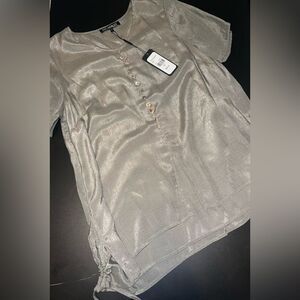 Piccadilly Canada sea Quest Sage green Silky Top Size Small NWT